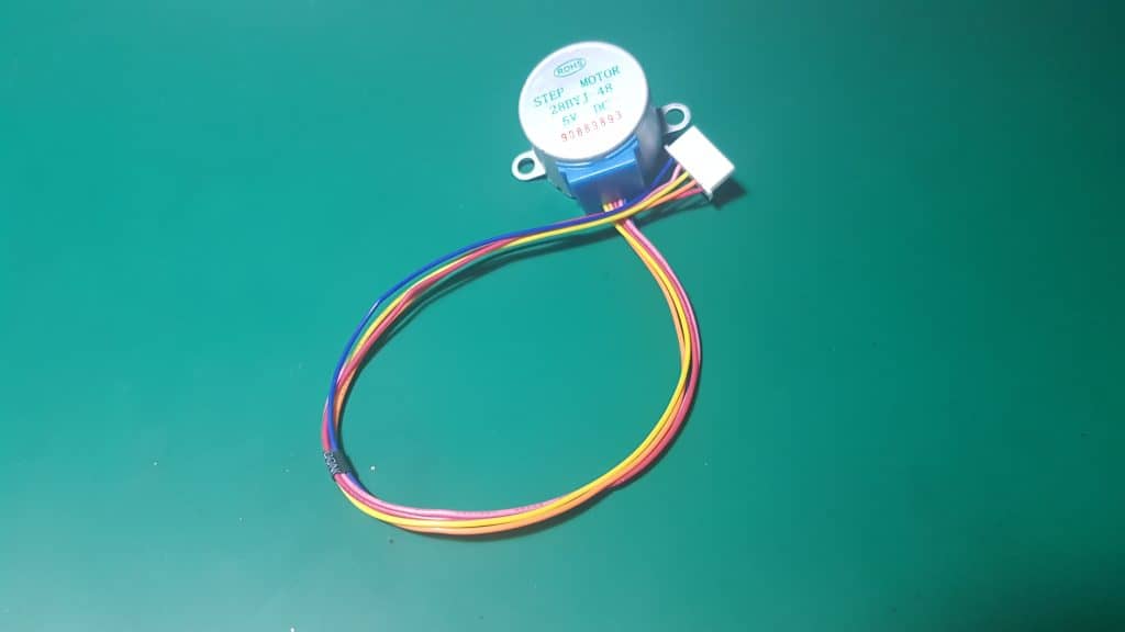 motor paso a paso 28BYJ-48 parte trasera